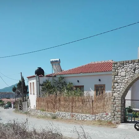 Louisa Kaliora Σπίτι διακοπών *